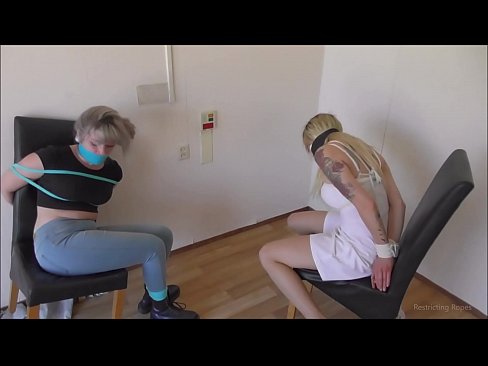 ❤️ Kecanduan / dihijikeun sareng disumbat / budak awéwé dina marabahaya ️❌ ngan porno dina su.28films.ru ️❤